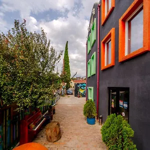 Tato & Coworking Space Otel Tiflis