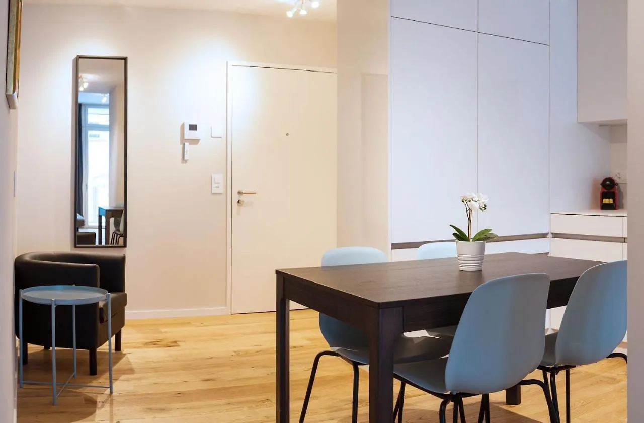 Hitrental Marktplatz Apartments Basel